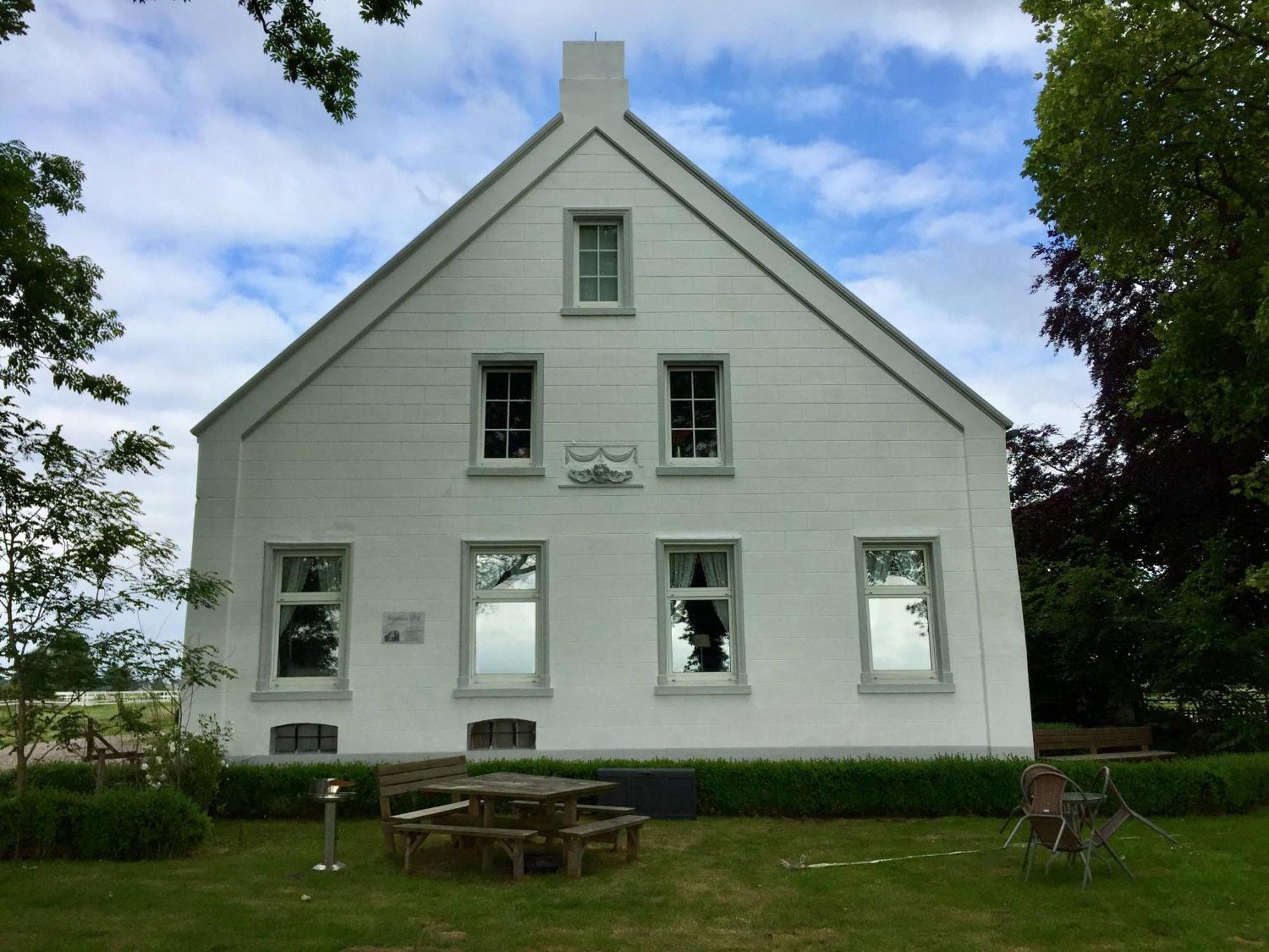 Steinhaus Hof Villa Bunde  ภายนอก รูปภาพ